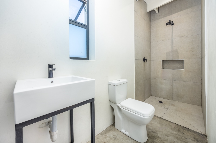 5 Bedroom Property for Sale in Elim Western Cape